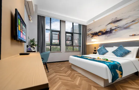 駿豪酒店（三門峽澠池萬人廣場店）