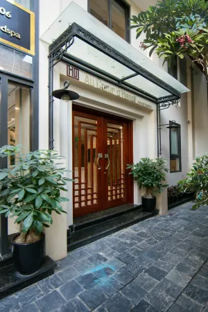 Au Coeur d'Hanoi Apartment Отели рядом с достопримечательностью «Quan Su Temple»