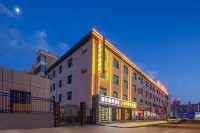 Jungang Smart Hotel (Donghe Railway Station Airport)