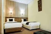 Collection O R.Sukamto Near Palembang Trade Center Mall