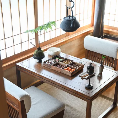 West Lake 52 Homestay (West Lake Lingyin Branch) Отели рядом с достопримечательностью «Храм Линь Ань»