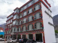 Jiqingshanshuijian Hot Springs Resort Hotel Hotels in Markam