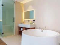 Jiqingshanshuijian Hot Springs Resort Hotel Hotels in Markam