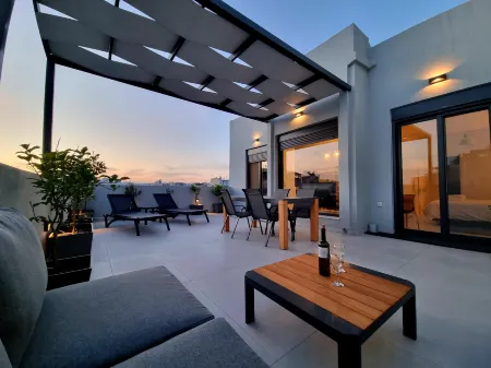 10 Apartments & Suites Athens Отели в г. Калифея