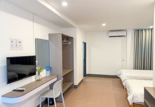 3. 아폴로 비엔티안..