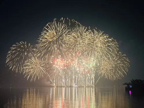 HomeinnsPlus Hotel (Shanghai Dishui Lake Port) Dekat Hotel Photos