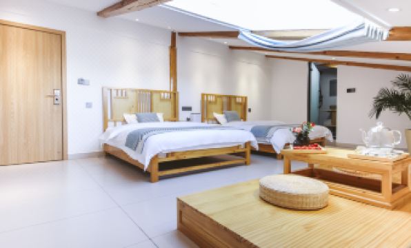 Shangri-La Banshan Courtyard B&B (Dukezong Ancient Town Branch)