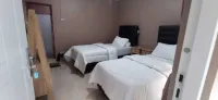 Griya Al Mukmin Guesthouse Syariah Hotel dekat Cokro Tekhnik