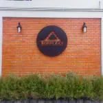 Top Place Hotels near Thongsomboon Club