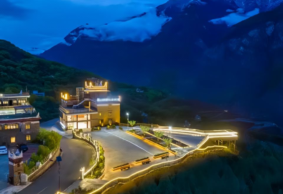 hotel overview picture