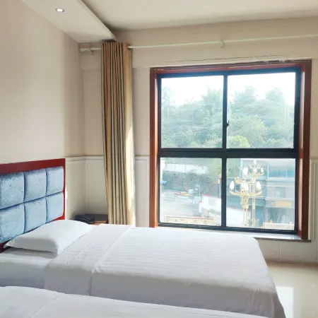Rongxian 99 Hotel
