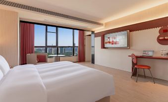 Hello Hotel (Guiyang North Station Dream City Branch)