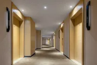 City Comfort Inn Hotel (Huanggang Huangzhou Avenue)