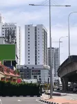 THE SUN EXECUTIVE SUITE 檳城技術發展中心附近的飯店