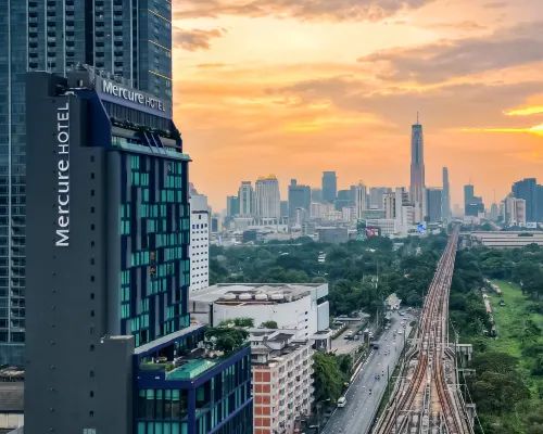 Mercure Bangkok Makkasan Hotels near Central Embassy