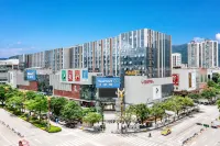 Haofeng Wyndham Hotel (Lincang Municipal Government Yulong Lake Park) - Bergblick