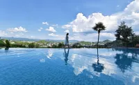 Xunmiri Qinin Villa - Rooftop Pools