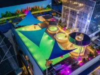 Maitreya Haiwan Ruijing Hot Spring Hotel (Huquan Ecological Park Huquan Mid-Hill Hot Spring Branch) Hotels in Mile