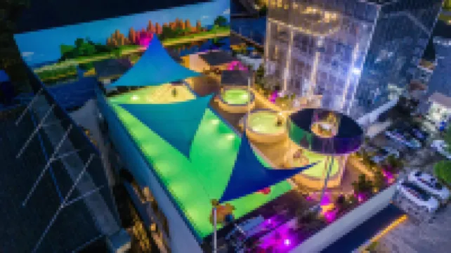 Maitreya Haiwan Ruijing Hot Spring Hotel (Huquan Ecological Park Huquan Mid-Hill Hot Spring Branch)