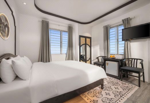 2. 드 흐엉 즈엉 ..