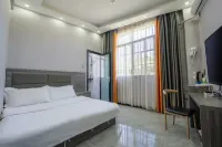 Qiaojia Huyun Hotel - 2-Star