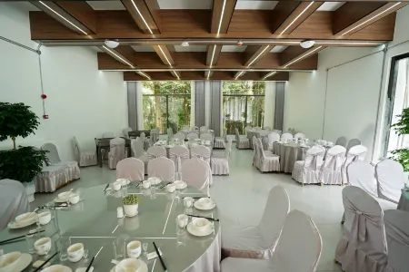 XIANG YUN DUAN FOREST RESORT Отели рядом с достопримечательностью «Yunfeng Tunpu Scenic Area»