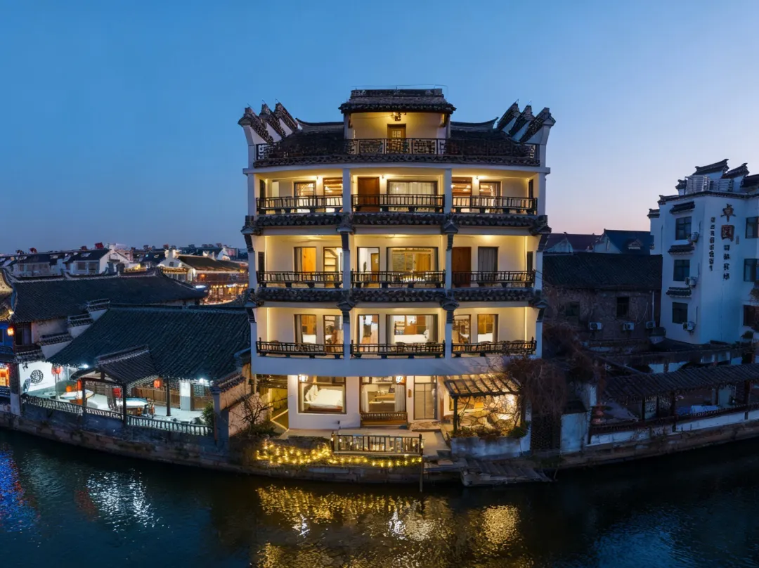 Xitang Yunlaiji Riverside Art Hotel - Sanghaj