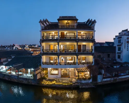 Xitang Yunlaiji Riverside Art Hotel (Xitang Guzhen Store) Hotel di Jiashan