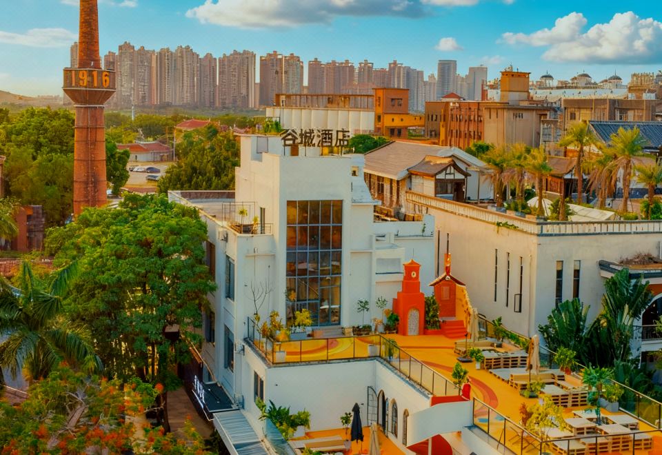 hotel overview picture