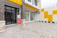 레드도어즈 샤리아 - 케브라온 Karangpilang 호텔