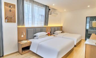 Dali Qianning Intelligent Hotel (High-speed Railway Station Erhai Lake Park Store)