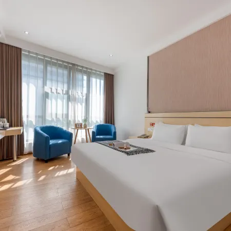Huasheng Hotel (Guangzhou Sun Yat-sen University Lujiang Metro Station Branch) Отели рядом с достопримечательностью «Zhongda Wufeng Commercial City»