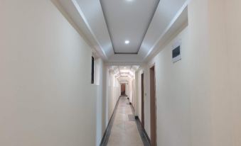 Grand Lake Resort Hotel