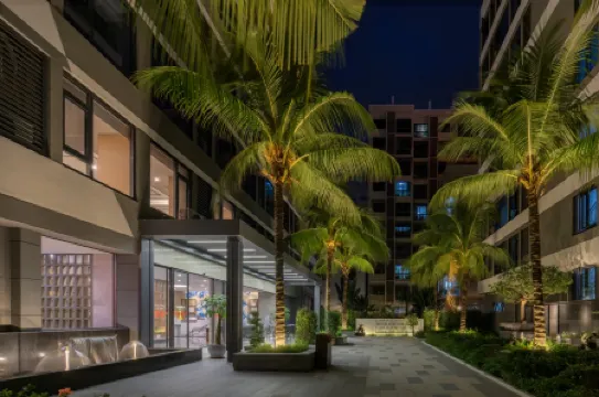 Huayi Hotel of Ledong