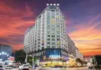 Zhenxiang Hotel (Leyang Shennong Square Store)