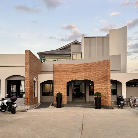 KYP Hotel