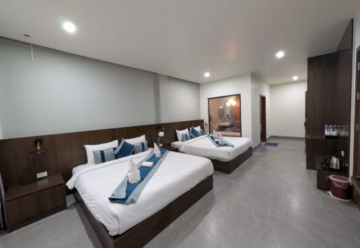 Tulip Elegant Riverside Vang Vieng