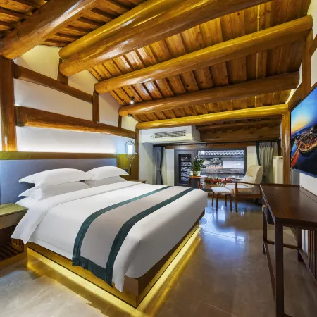 Hanya Ge · Boutique Holiday Homestay