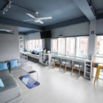 เดอะมูน โฮสเทล หัวหิน