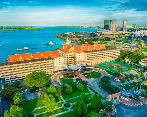 ホテル カンボディアナ プノンペンのホテル