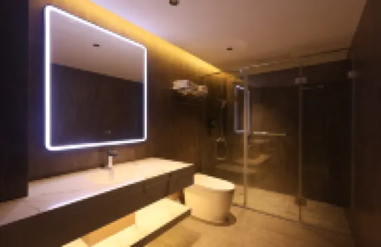 Sunshine Holiday Hotel（Beihai Silver Beach Beach Park）