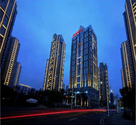 Hampton by Hilton Nanchang Tengwang Tower - Balkoner