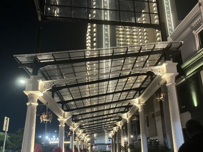 Osaka Riverview Apartment PIK 2