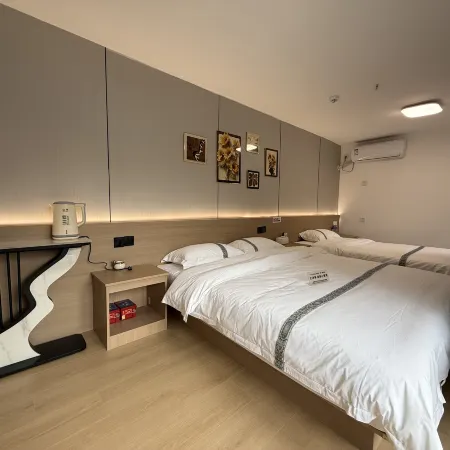Linzhou Qianyue Homestay (Shibanyan Town)