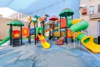 Yuli Sun Ancient City LANOU INTERNATIONAL Hotel - parking