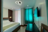 โรงแรม วินดี้ ริดจ์ ทาไกไต - ที่มีสปา