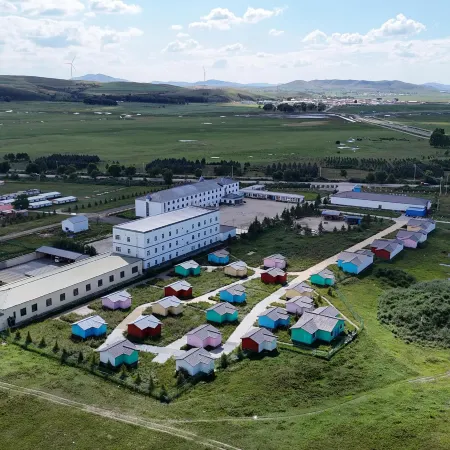 Fucheng Yuexiang Hotel (Fengning Bashang Grassland China Horse Town)