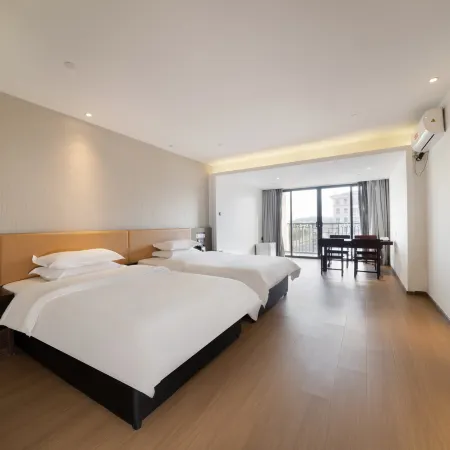 Wuyishan Xiangkai Resort Hotel