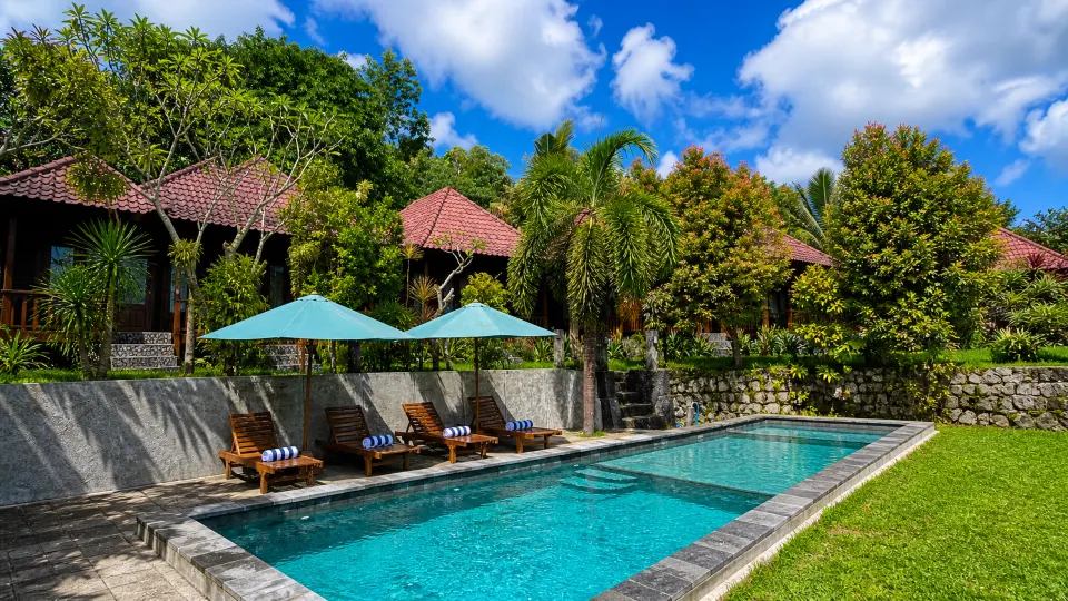 Kamasan Cottage by Reccoma