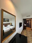 Kingston Hotel 19 @ Georgetown, Penang Formerly Known as Royal Hotel Penang - 4 ดาว